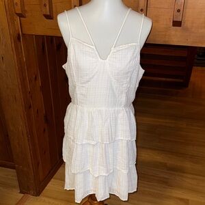 American Eagle Outfitters Size XL x-large women’s tiered White Mini Dress